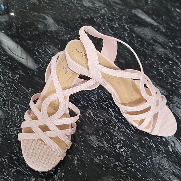 BRAND NEW LONDON FOG LOW WEDGE STYLE ALMOND TOE SANDAL - Picture 14 of 14